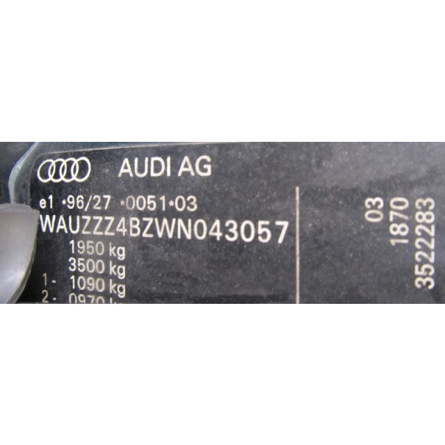 Interruptor del limpiaparabrisas Audi A6 (C5) (1997 - 2005) Sedan 2.4 V6 30V (ALF)