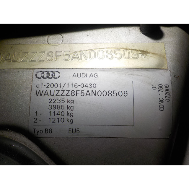 Cubierta de la barra Audi A5 Cabrio (8F7) (2009 - 2013) Cabrio 2.0 TFSI 16V Quattro (CDNC(Euro 5))