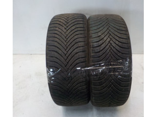 Juego de neumáticos 2 piezas Winter 205/50 R16 maxxis Winter
