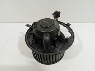 Motor del ventilador de calentador Volkswagen Golf VI Variant (AJ5/1KA) (2009 - 2013) Combi 1.6 TDI 16V 105 (CAYC(Euro 5))