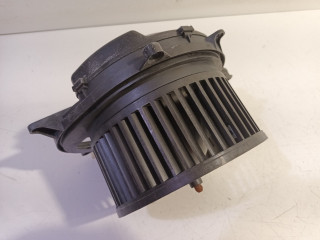 Motor del ventilador de calentador Mercedes-Benz ML III (166) (2011 - 2015) SUV 3.0 ML-350 BlueTEC V6 24V 4-Matic (OM642.826)