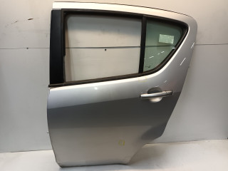 Puerta trasera izquierda Suzuki Splash (2010 - 2015) MPV 1.2 VVT 16V (K12B)
